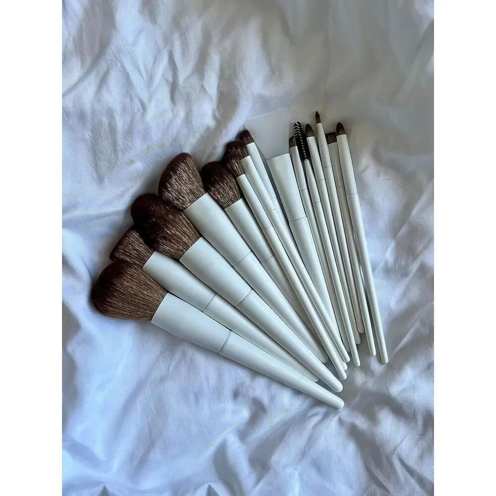 20PCs White Professional Makeup Brushes Travel Kit with Holder & 2 Powder Puff